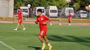 Evan Dimas saat menjalani latihan perdana selama masa trial di UE Llagostera. (UELlagostera.cat)