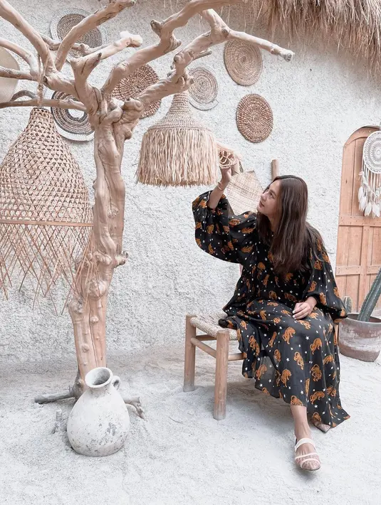 Dikarenakan Paula terpapar Covid-19, akhirnya Baim dan keluarganya pun membatalkan perjalanan tersebut. Di lain sisi, Baim mengakui bahwa dirinya sudah melakukan separuh pembayaran untuk akomodasi dan lainnya. (Instagram/paula_verhoeven)