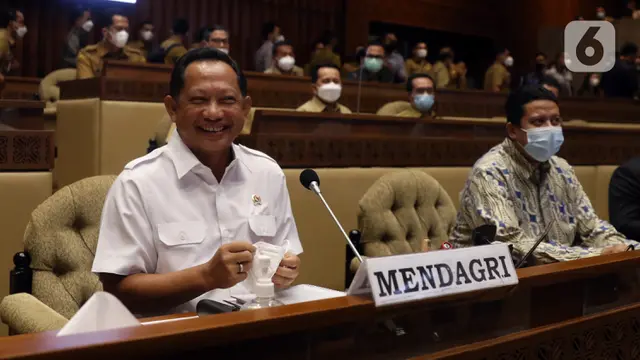 FOTO: Mendagri - DPR Bahas Evaluasi Program dan Anggaran 2021