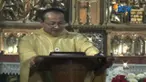 Ribuan jemaat Katolik mengikuti malam Misa Natal yang digelar di Gereja Katedral, Jalan Pasar Baru, Jakarta Pusat, Minggu, 24 Desember 2017.