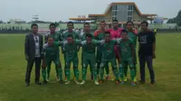 Persatu Tuban tetap rutin menggelar latihan untuk persiapan tampil di Indonesia Soccer Championship B pada April 2016. (Bola.com/Robby Firly)