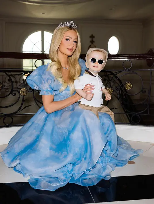 <p>Menggelar pesta ulang tahun pertama untuk sang putra, Paris Hilton memilih tema 'Under The Sea'. [@parishilton]</p>