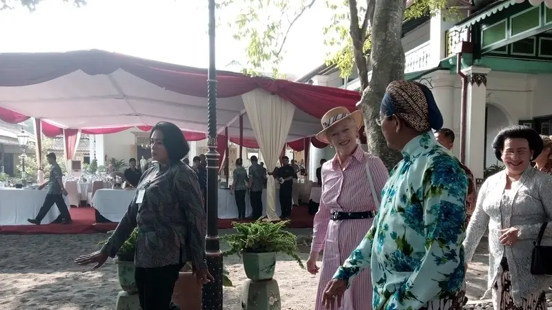 Ratu Denmark Kunjungi Yogyakarta