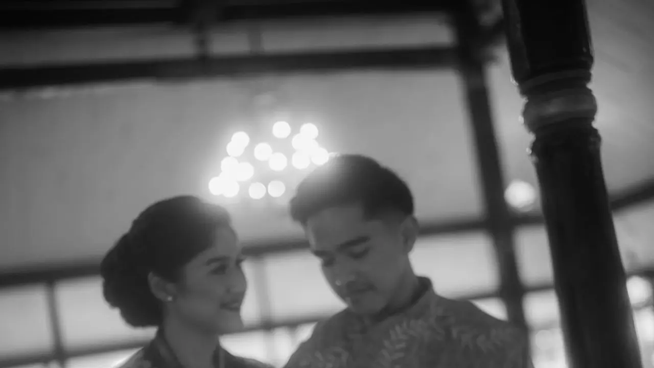 8 Potret Prewedding Kaesang Pangarep-Erina Gudono Kenakan Busana Jawa, Bak Bangsawan