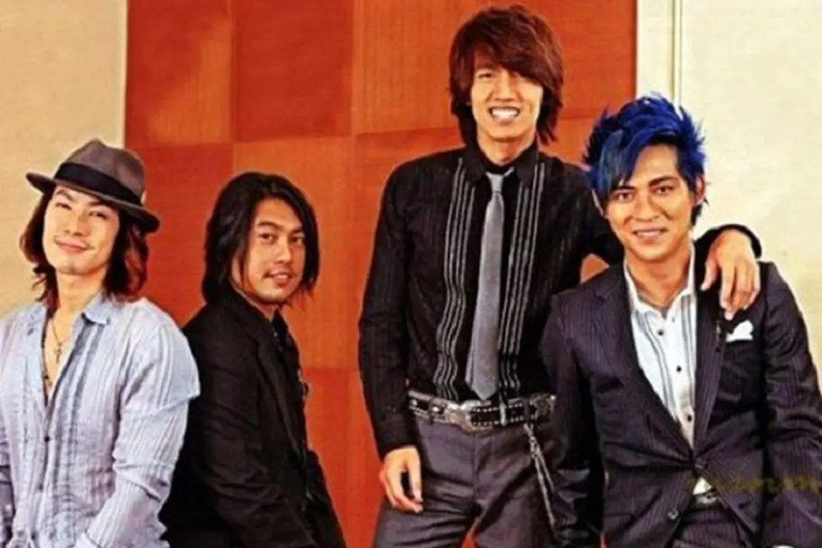 F4