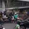 Viral aksi nekat mobil lawan arus di Jalan Gunung Sahari, Sawah Besar, Jakarta Pusat. (Dok. Tangkapan Layar IG @jakartaterkini)