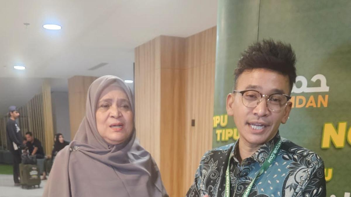 Ruben Onsu Kembali ke Tanah Suci, Wujudkan Doa Umrah Bersama Mama Ifah