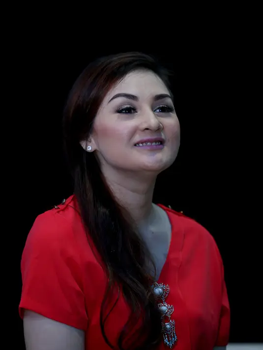 Mona tak ingin sembarangan dalam pemilihan tempat bermain anak, ia pun memilih tempat bermain yang memiliki konsep play (bermain), learn (belajar) serta explore (menggali kemampuan diri). (Andy Masela/Bintang.com)