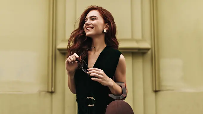 Perempuan cantik berkelas