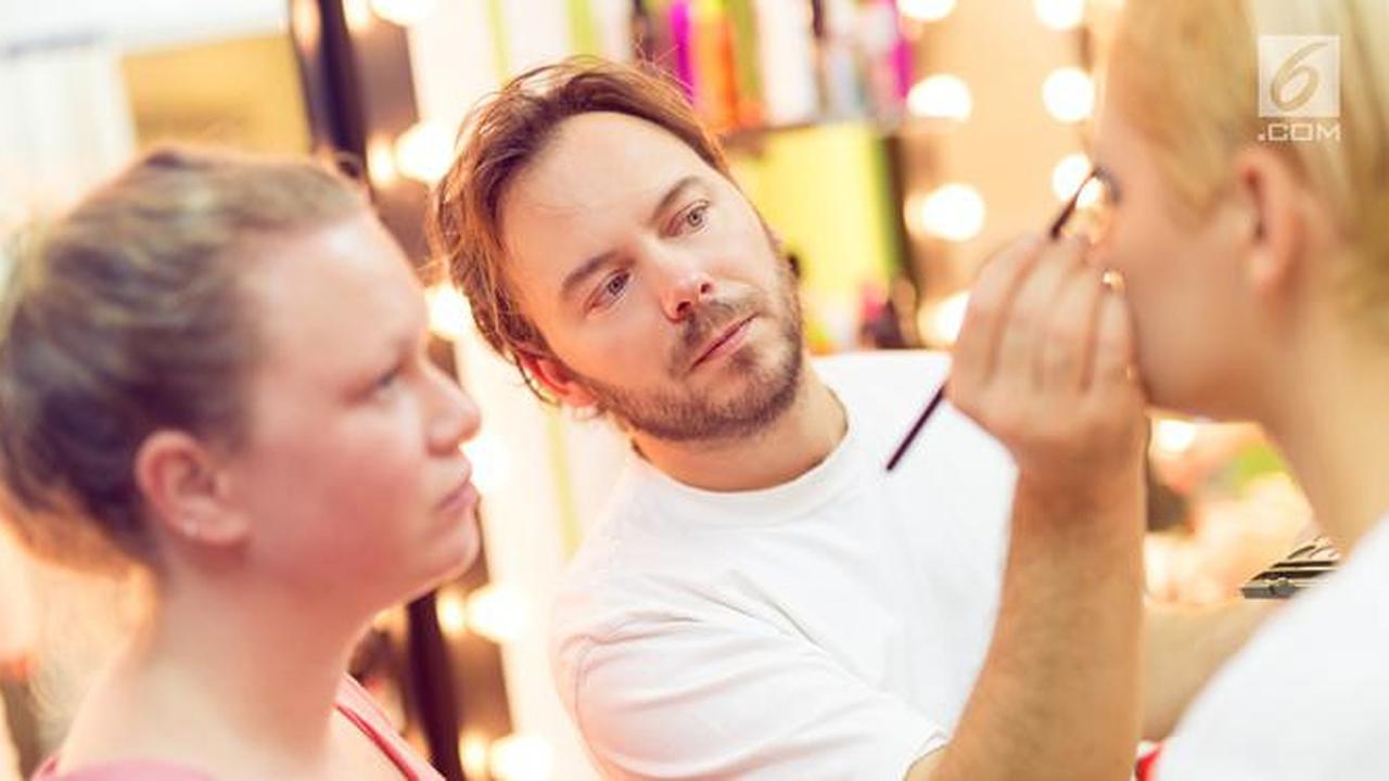 Tinggalkan Konturing, Ini Tren Makeup Terbaru untuk Tampil Trendi