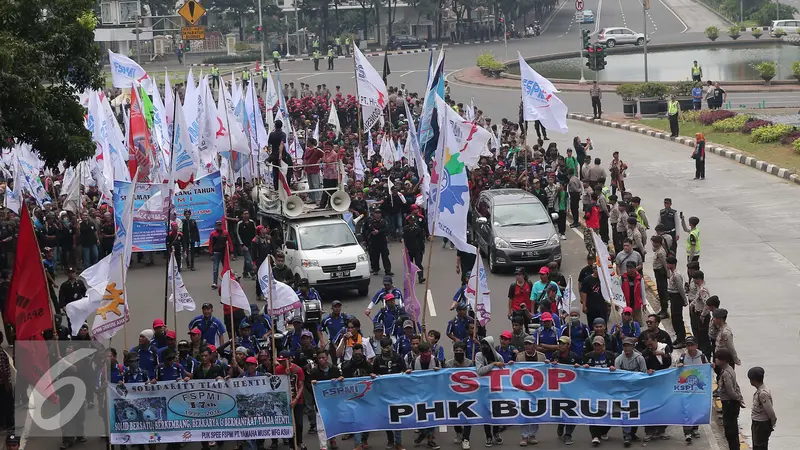 20160206-Buruh-Serbu-Istana-Merdeka-Jakarta-Angga-Yuniar