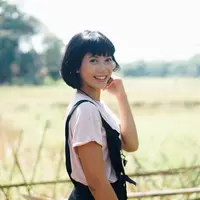 Nama Kak Seto sepertinya sudah tak asing lagi di telinga masyarakat, namun terlepas dari itu ternyata kak Seto memiliki buah hati yang parasnya menawan. Ya, Dhea Seto, putri bungsu kak Seto yang juga eksis di dunia hiburan. (Instagram/dheaseto)