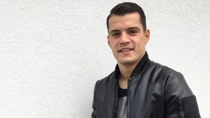 Granit Xhaka, Pesepakbola Pujaan Baru Wanita Sedunia