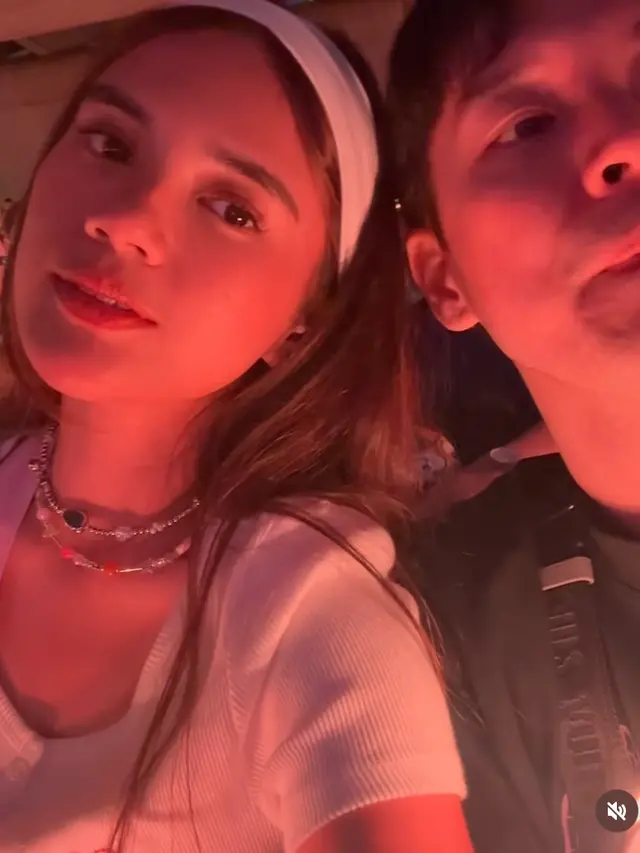 Audi Marissa Nonton Konser Coldplay.  [Instagram/@audimarissa]