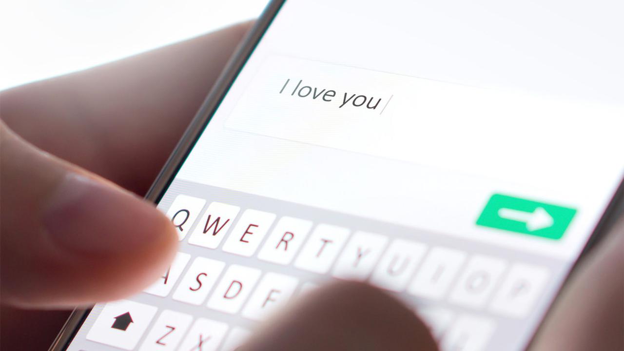 Deretan Love Language Versi Pejuang LDR, Biar Tetap Romantis Saat Jarak Memisahkan