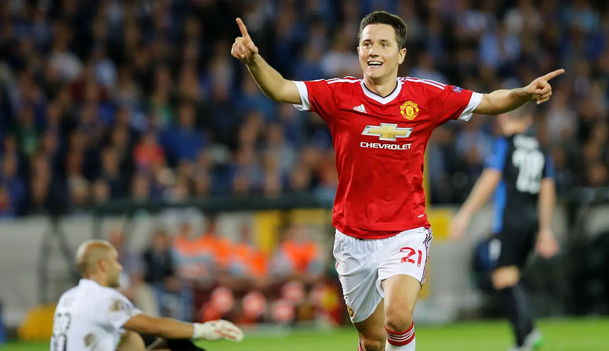 Ekspresi Ander Herrera setelah mencetak gol keempat MU ke gawang Club Brugge. Kamis (27/8/2015) dini hari WIB. (EPA/Olivier Hoslet)) 