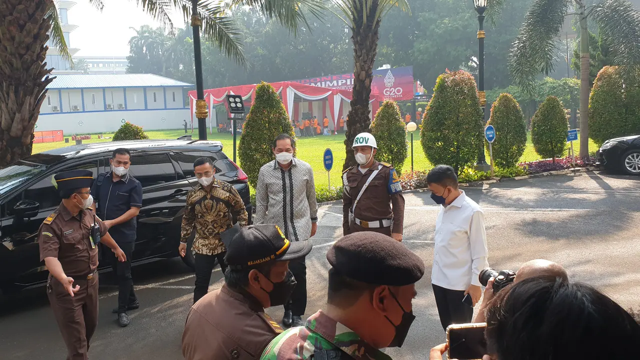 Kejaksaan Agung (Kejagung) menjadwalkan pemeriksaan terhadap mantan Menteri Perdagangan (Mendag) Muhammad Lutfi terkait kasus mafia minyak goreng