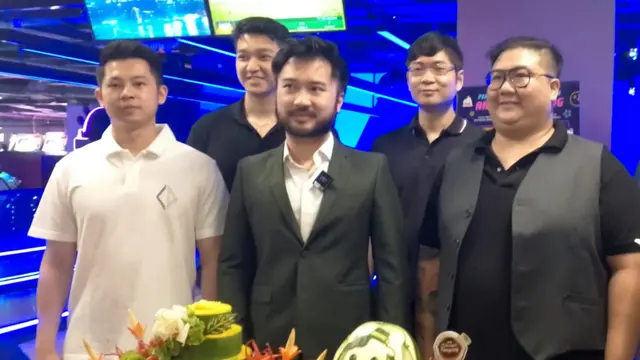 Rudy Salim membuka cabang kedua Cow Play Cow Moo (CPCM) di Jakarta Utara, November 2024. (Foto: Dok. Instagram @_rudysalim)