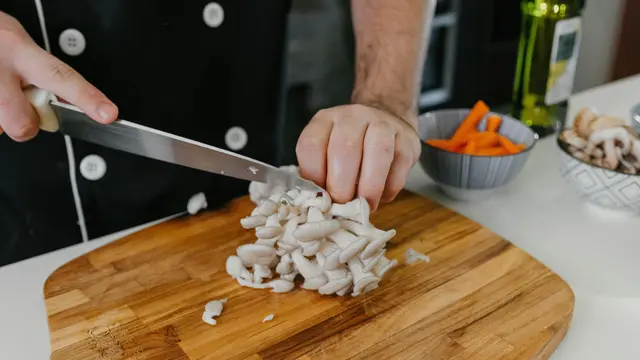 Resep Creamy Mushroom Soup yang Mudah Dibuat dengan Bahan Sederhana di Rumah