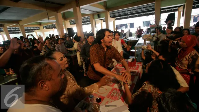20160921- Teater di Tengah Pasar Beringharjo- Boy Harjanto