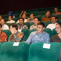 Hadir juga Gubernur DKI Jakarta, Basuki Tjahaja Purnama turut serta nonton bareng film ‘Talak 3’.  (Desmond Manullang/Bintang.com)