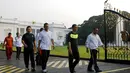 Presiden Jokowi melakukan lari pagi lari dari depan Istana Merdeka menuju Bundaran HI, Jakarta, Minggu (2/11/2014). (Rumgapres/Agus Suparto) 
