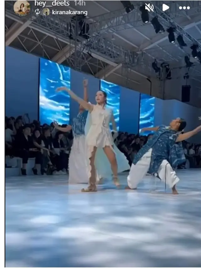6 Gaya Outfit Dita Karang saat Debut Runway di JFW 2026, Memukau Penuh Makna