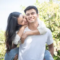 ilustrasi pasangan cinta/copyright by November27 (Shutterstock)