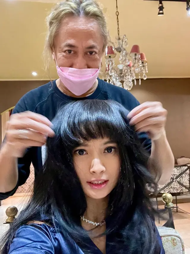 5 Potret Acha Septriasa dengan Gaya Rambut Baru, Makin Awet Muda dengan Poni
