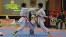  Kejuaraan Nasional Karate Piala Panglima TNI III tahun 2015 digelar di Gor Ahmad Yani Mabes TNI Cilangkap, Jakarta, Kamis (15/1/2015). (Liputan6.com/ Herman Zakharia)