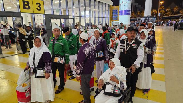 Fase Pemulangan, Jemaah Haji Kloter SUB 01 Jadi yang Pertama Pulang ke Tanah Air