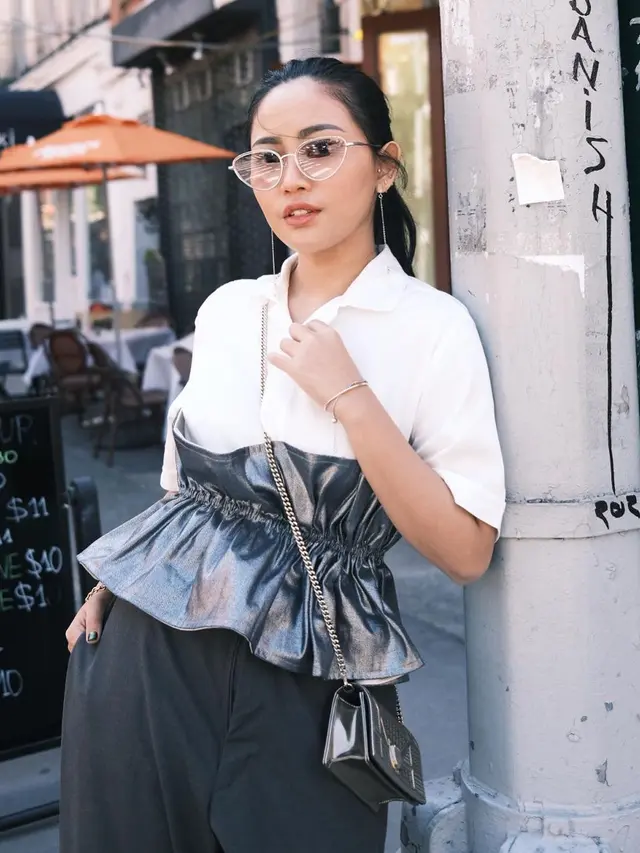 Gaya Outfit Rachel Vennya di New York. (Sumber: Instagram/rachelvennya)