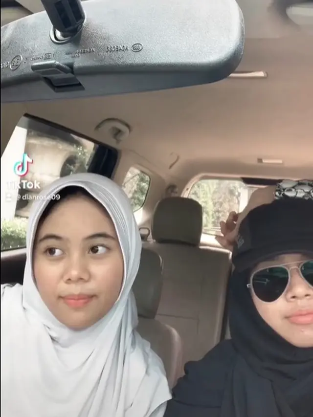 Dian Rositaningrum, mantan istri Opick (Instagram/dianerose_bundee)