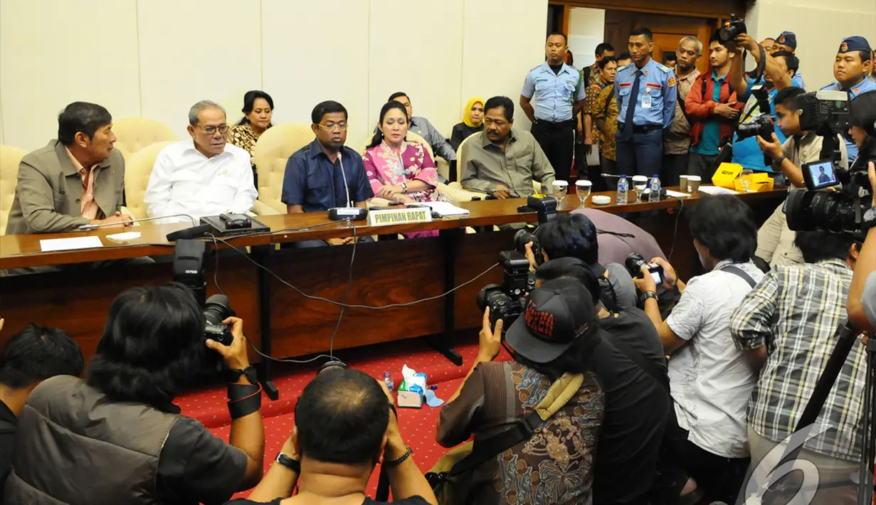 Suasana konferensi pers Idrus Marham terkait Munas Golkar , Jakarta, Jumat (5/12/2014). (Liputan6.com/Andrian M Tunay)