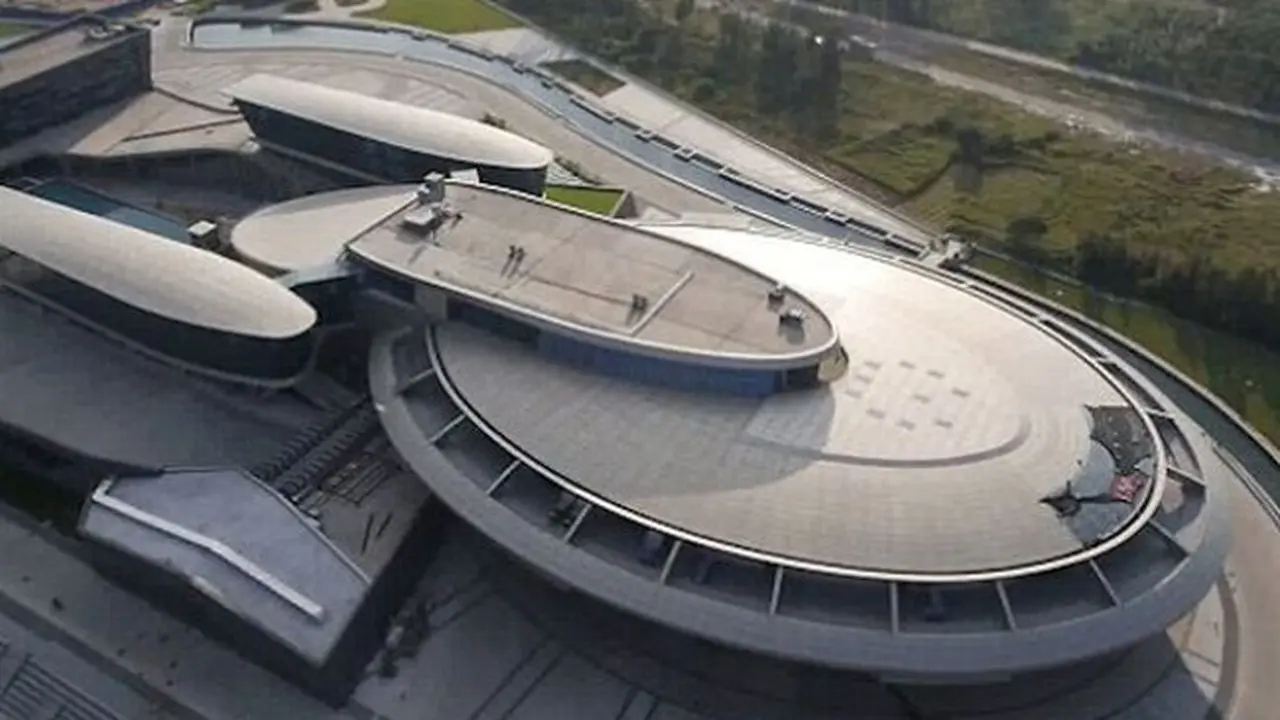 Pebisnis China Habiskan Rp. 2 Triliun Untuk Bangun 'Enterprise'