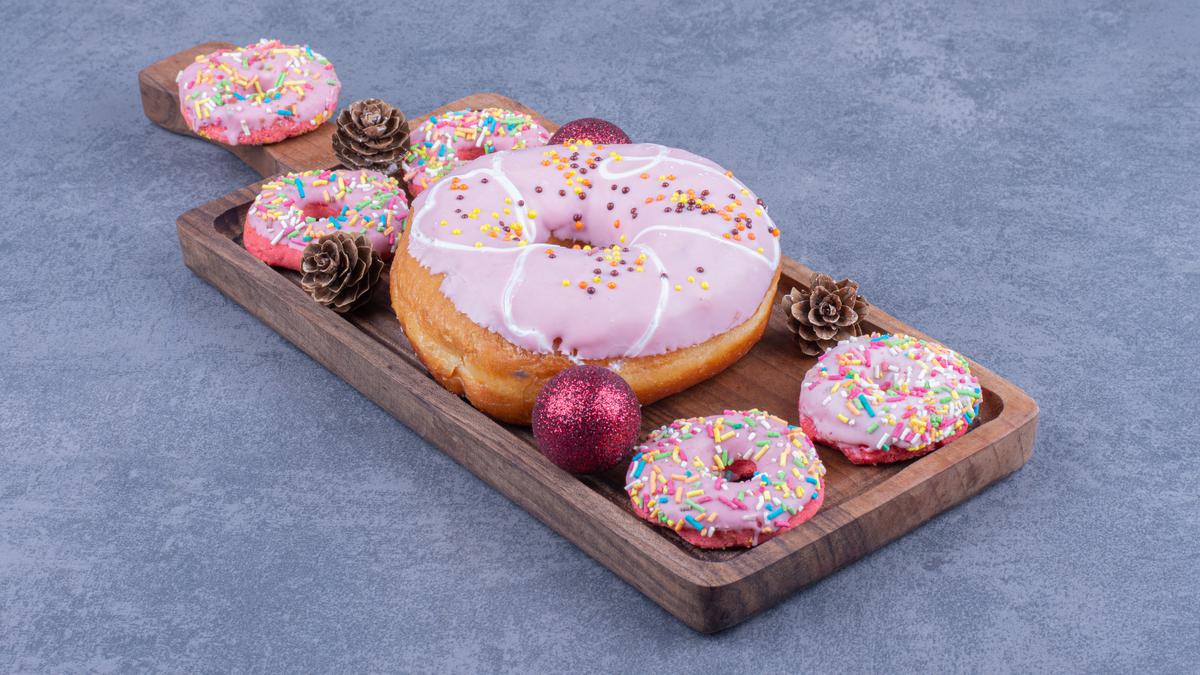 6 Resep Donat Empuk Anti Gagal, Panduan Hasil Mengembang Sempurna