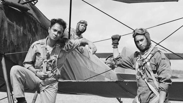 6 Potret Marthino Lio Jadi Pejuang dalam Film Kadet 1947