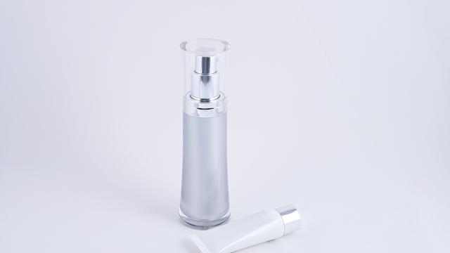 Perbedaan Essence, Serum, dan Toner