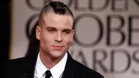 Semasa Hidup, Mark Salling Hadapi Dua Skandal Besar Ini