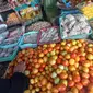 Harga tomat di pasar tradisional Gorontalo anjlok (Arfandi Ibrahim/Liputan6.com)
