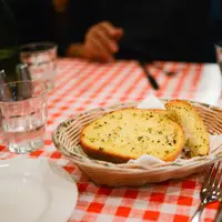 Ilustrasi garlic bread./Copyright pixabay.com/id/users/seulin-3029215