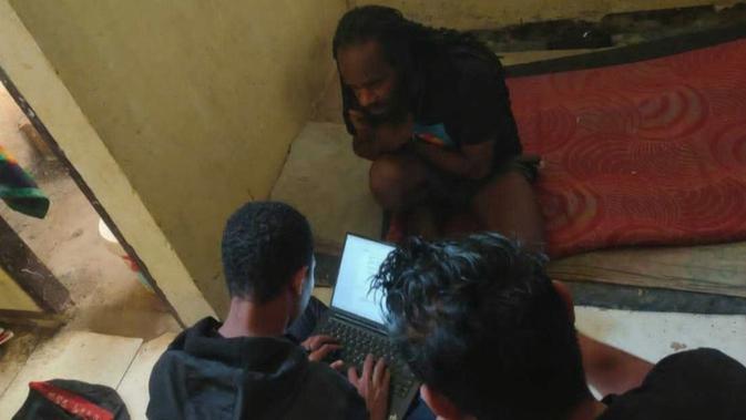 V indonezijski provinci Papua aretirali pripadnika oborožene skupine zaradi streljanja na policiste