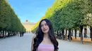 Cut Beby Tsabina baru-baru ini sedang berada di Paris yang dikenal sebagai kota romantis. [Instagram.com/bebytsabina]