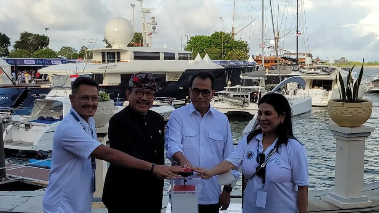 DPP Indonesian National Shipwoners' Association (INSA) menggelar INSA Yacht Festival (IYF) 2022 di Benoa Marina Bali pada 7-8 Oktober 2022.