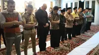 Deddy Corbuzier saat bertamu ke kediaman Ma'ruf Amin yang terletak di kawasan Menteng, Jakarta Pusat, Jumat (21/6/2019). (Sapto Purnomo)