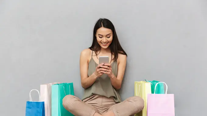 [FIMELA] Merangkul Pembaca Fimela di Berbagai Kota untuk Gabung ke Grup WhatsApp Fimelahood