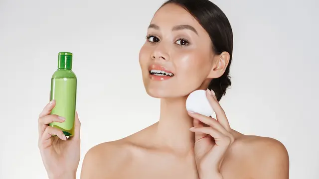 Ilustrasi menggunakan toner