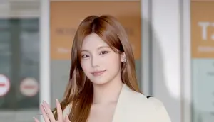 Yeji ITZY Siap Sapa Penggemar di Jakarta, Terbang dari Korea Selatan Berbalut Mini Dress yang Nyaman