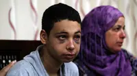 Remaja Palestina yang disiksa polisi Israel. Sumber: Reuters.