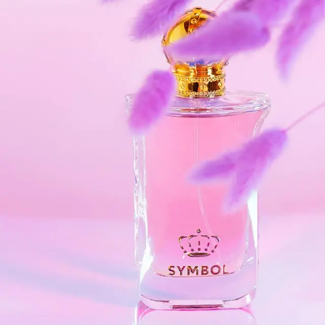 Marina De Bourbon, Symbol For A Lady.